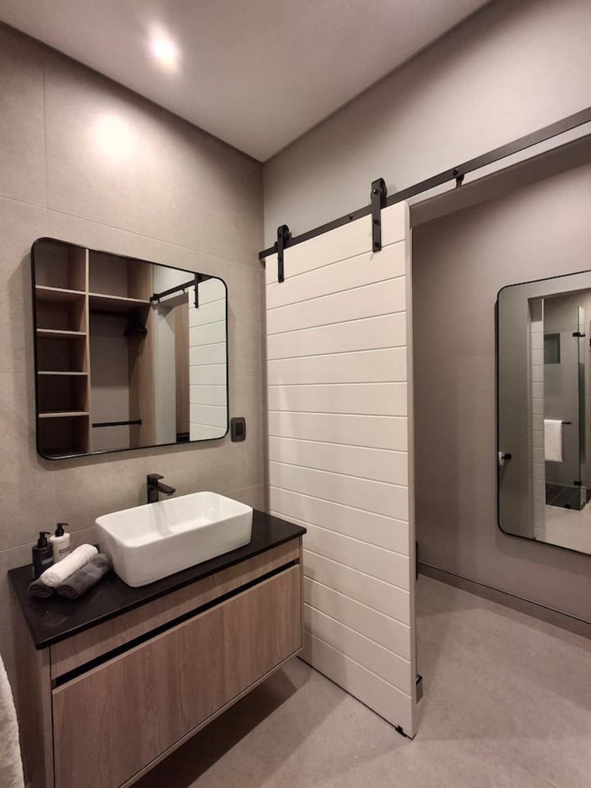 CBD Stylish and Cozy 1 Bed Apartment