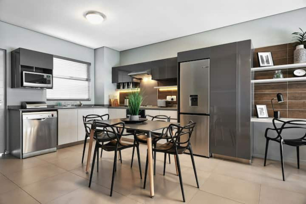 Sea Point Contemporary Living 1 Bed Apartment