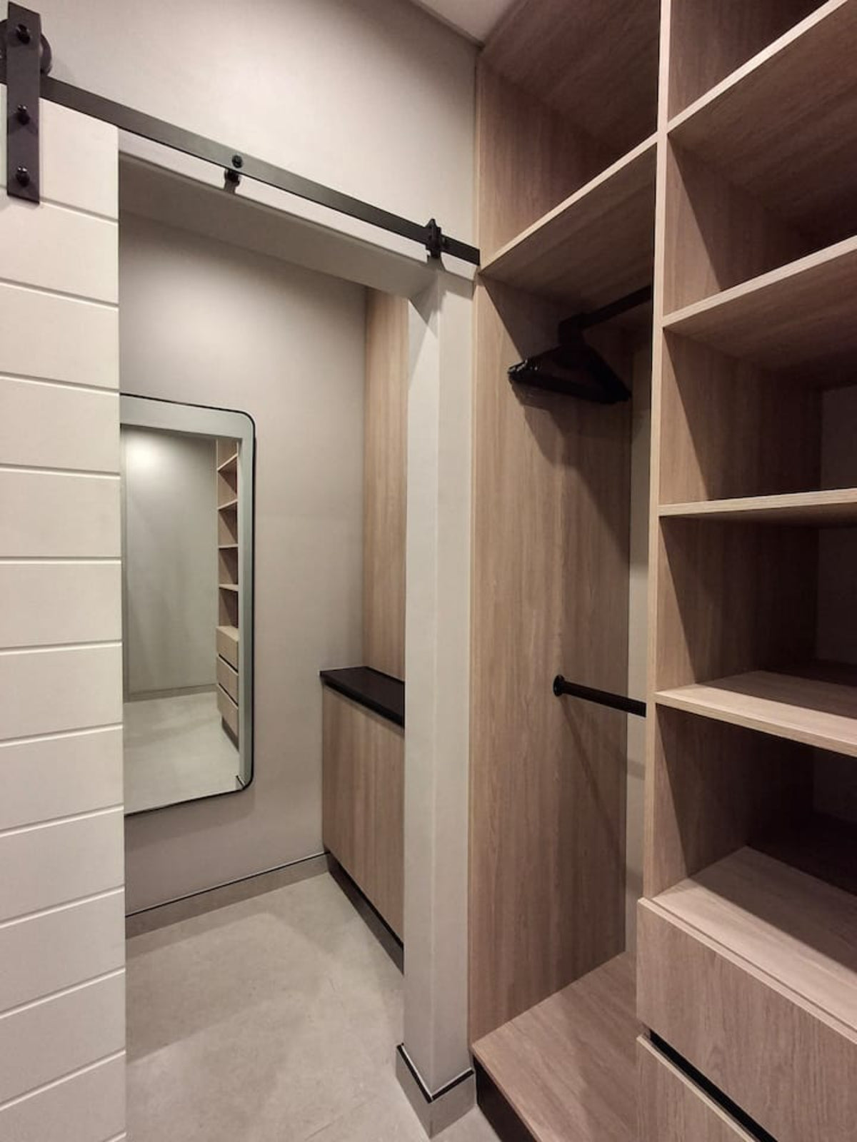 CBD Stylish and Cozy 1 Bed Apartment