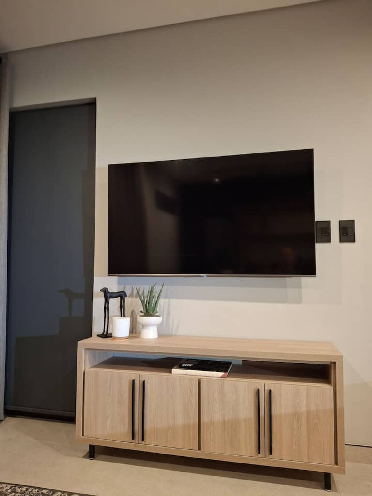 CBD Stylish and Cozy 1 Bed Apartment