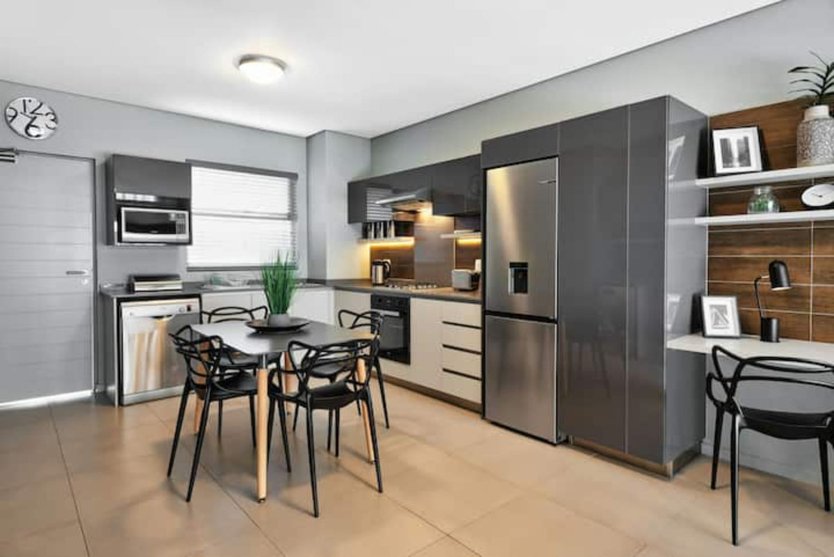 Sea Point Contemporary Living 1 Bed Apartment