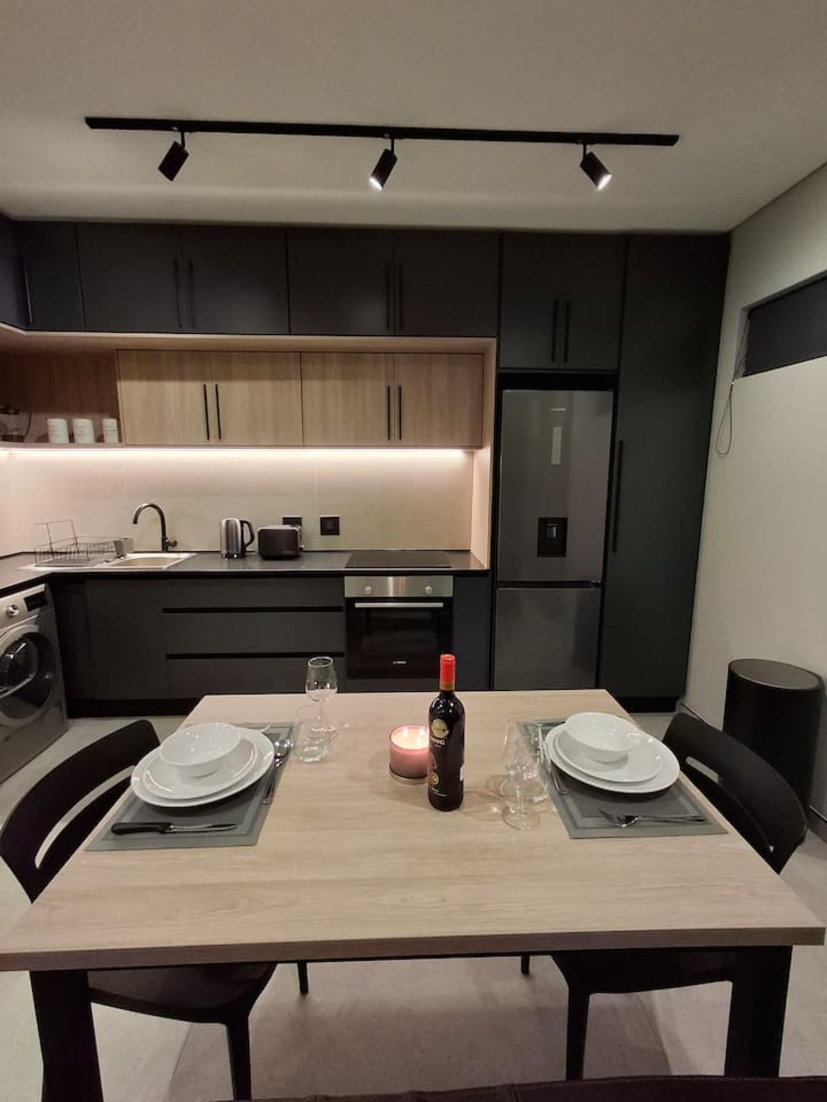 CBD Stylish and Cozy 1 Bed Apartment