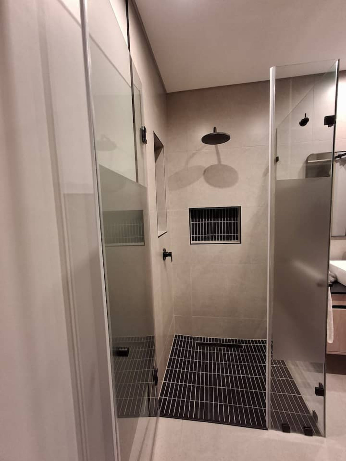 CBD Stylish and Cozy 1 Bed Apartment